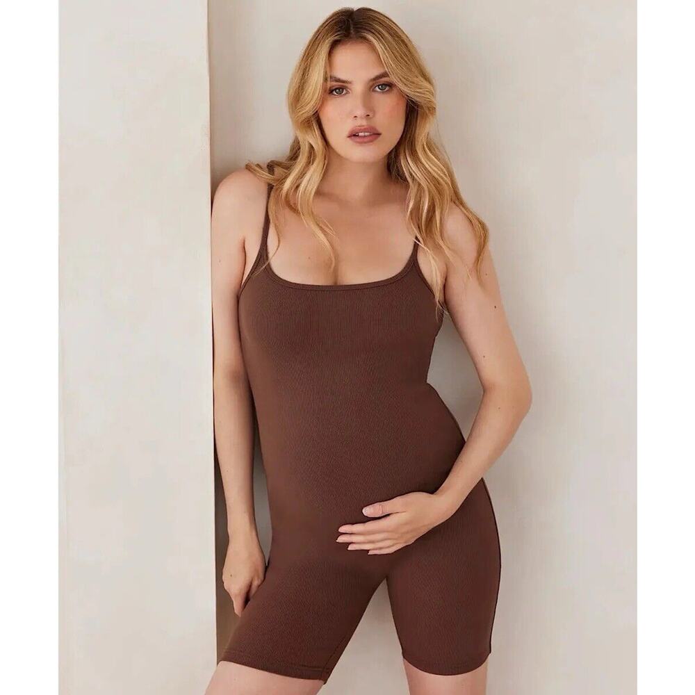 Bumpsuit Maternity Sculpting Rib Romper Brown Fitted Supportive Stretch NEW M